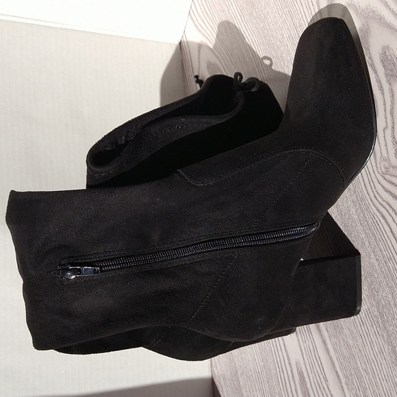 Unisa Quesia Black Faux Suede Over-The-Knee Boots - Picture 9 of 14